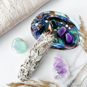 Incense burning set: Abalone shell + wooden stand