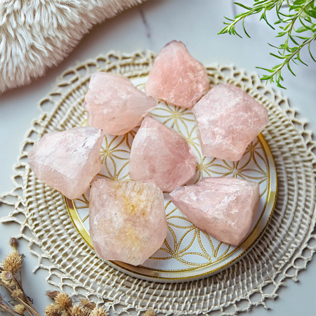 Rose Quartz (raw stone) 1 pc.